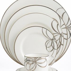 Kate Spade New York
Belle Boulevard Collection